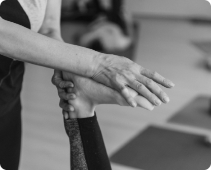 masaje thai siendo realizado en planta de pie